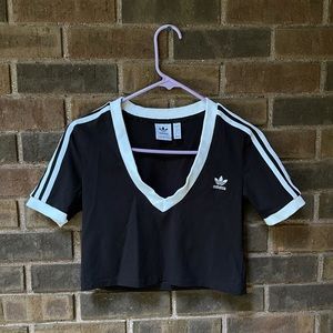 NWOT Adidas Crop. SMALL